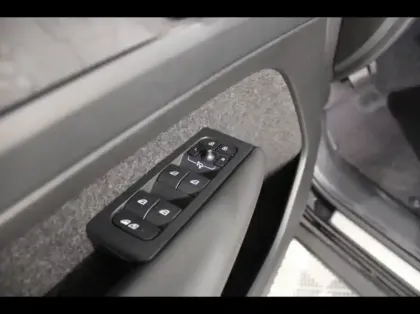 Photo 23 Volvo C40  Recharge Extended Range 252ch Plus