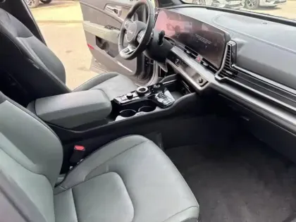 Photo 10 Kia Sportage Gén. V Ph1 30 Years 5