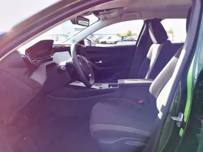 Photo 30 Peugeot 308  PureTech 130ch S&S EAT8