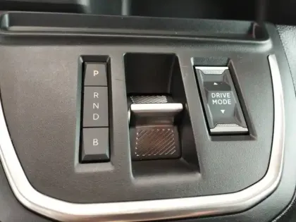 Photo 13 Peugeot Expert  FGN TOLE M ELECTRIQUE 75KWH 136CH