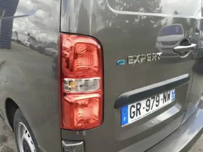 Photo 16 Peugeot Expert  FGN TOLE M ELECTRIQUE 75KWH 136CH