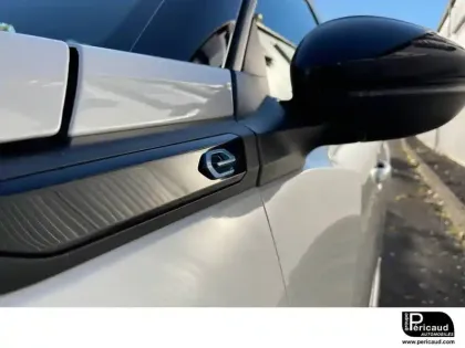 Photo 53 Peugeot 2008  Electrique 136 ch