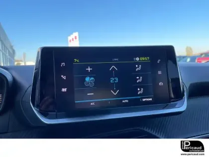 Photo 39 Peugeot 2008  Electrique 136 ch