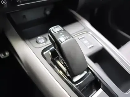 Photo 23 Citroën C5 aircross  Hybride Rechargeable 225 S&S e-EAT8 Shine