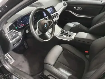 Photo 3 BMW Serie 3 Série 3 318dA 150ch M Sport