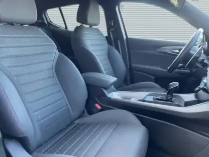 Photo 25 Alfa Romeo Tonale  1.3 PHEV 190ch Sprint AT6 e-Q4