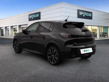 Photo 29 Peugeot 208  PureTech 130 S&S EAT8 GT Pack