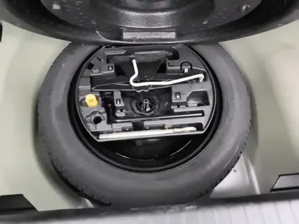 Photo 26 Peugeot 208  PureTech 130 S&S EAT8 GT Pack