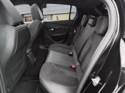 Photo 22 Peugeot 208  PureTech 130 S&S EAT8 GT Pack