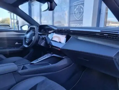 Photo 51 Peugeot 308 III PureTech 130 S&S EAT8 GT