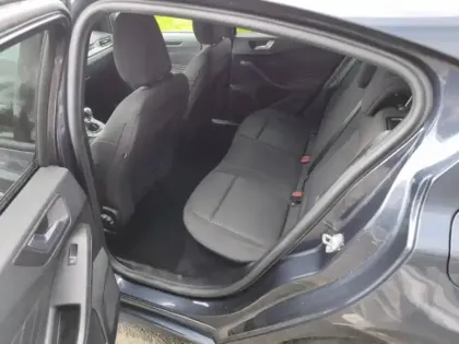 Photo 24 Ford Focus Gén. IV Ph1 ST-Line 5