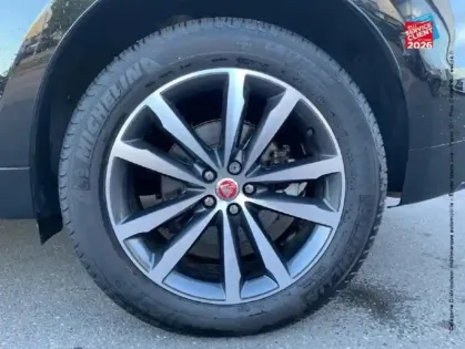 Photo 29 Jaguar F-Pace  P400e Plug-in-Hybrid R-Dynamic SE BVA8 AWD