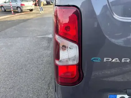 Photo 36 Peugeot Partner E- FOURGON M 800 KG 136 CH BATTERIE 50 KWH