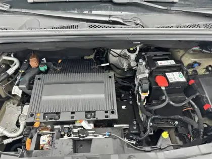 Photo 64 Peugeot Partner E- FOURGON M 800 KG 136 CH BATTERIE 50 KWH