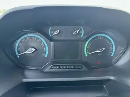 Photo 9 Peugeot Partner E- FOURGON M 800 KG 136 CH BATTERIE 50 KWH