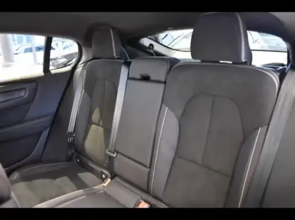 Photo 28 Volvo C40  Recharge 231ch Ultimate