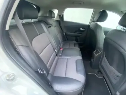 Photo 14 Kia Niro  1.6 GDi 105ch ISG + électrique 43.5ch Active DCT6