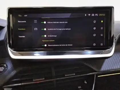 Photo 41 Peugeot 208  Electrique 51 kWh 156ch