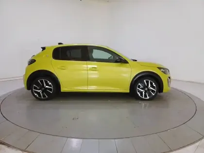 Photo 23 Peugeot 208  Electrique 51 kWh 156ch