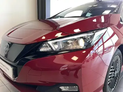 Photo 64 Nissan Leaf  Electrique 40kWh