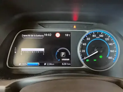 Photo 60 Nissan Leaf  Electrique 40kWh