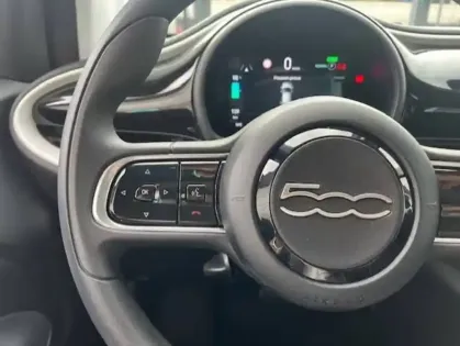 Photo 46 Fiat 500  e 95 ch