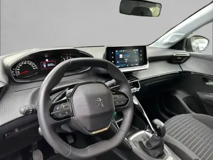 Photo 27 Peugeot 208  PureTech 75 S&S BVM5