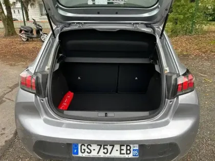 Photo 25 Peugeot 208  PureTech 75 S&S BVM5
