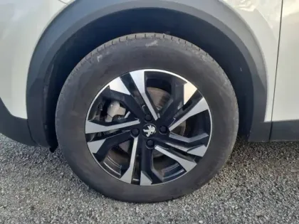 Photo 12 Peugeot 2008  Electrique 136 ch