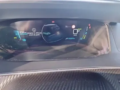 Photo 9 Peugeot 2008  Electrique 136 ch