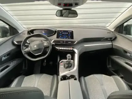 Photo 4 Peugeot 3008  1.2 PureTech 130ch S&S Allure