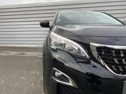 Photo 10 Peugeot 3008  1.2 PureTech 130ch S&S Allure