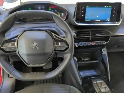 Photo 7 Peugeot 2008  Electrique 136 ch