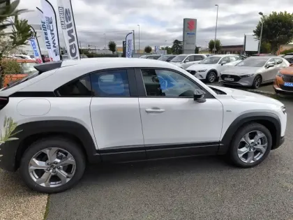 Photo 5 Mazda Mx-30  e-Skyactiv 145 ch