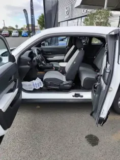 Photo 9 Mazda Mx-30  e-Skyactiv 145 ch