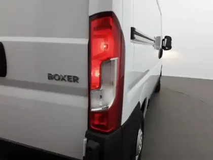 Photo 41 Peugeot Boxer  FOURGON TOLE 3.0 T L2H2 BLUEHDI 120 S&S BVM6