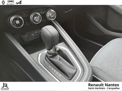 Photo 10 Renault Clio  1.6 E-Tech 145ch full hybrid Techno