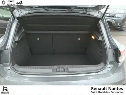 Photo 11 Renault Clio  1.6 E-Tech 145ch full hybrid Techno