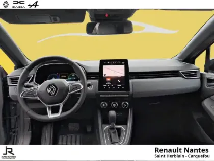 Photo 9 Renault Clio  1.6 E-Tech 145ch full hybrid Techno