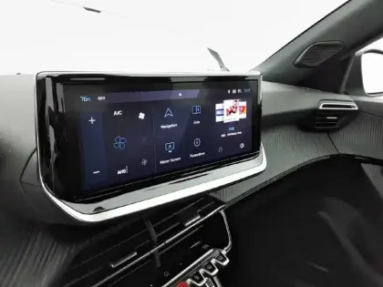 Photo 42 Peugeot 2008  PureTech 100 S&S BVM6