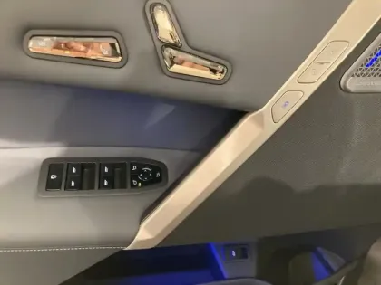 Photo 11 BMW Ix  xDrive50 523ch Edition Sport