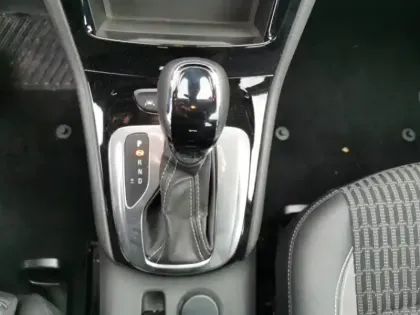 Photo 12 Opel Astra  1.4 Turbo 145ch Elegance CVT 8cv