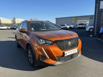 Photo 15 Peugeot 2008  PureTech 100 S&S BVM6 Style