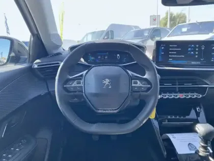 Photo 8 Peugeot 208  PureTech 100 S&S BVM6