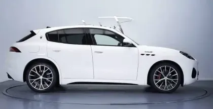 Photo 39 Maserati Grecale  L4 330 ch Hybride