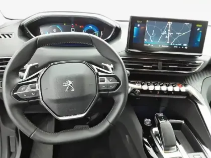 Photo 13 Peugeot 3008  Hybrid 225 e-EAT8