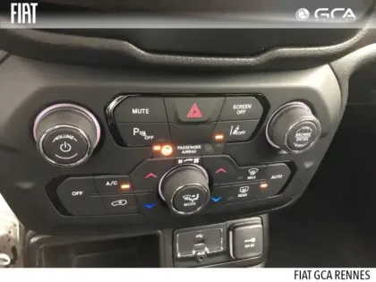 Photo 10 Jeep Renegade  1.0 GSE T3 120ch Quicksilver Winter Edition MY20