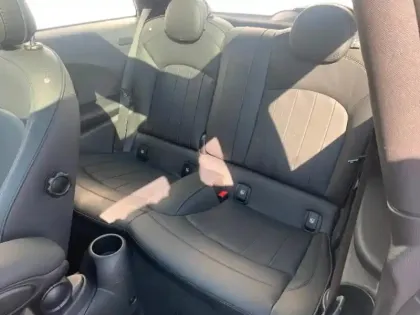 Photo 4 Mini Mini  Cooper SE 184ch Yours BVA