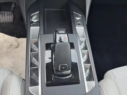 Photo 23 DS DS 3 DS3 Crossback BlueHDi 130 EAT8 Connected Chic