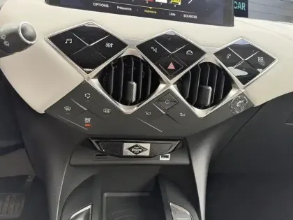 Photo 12 DS DS 3 DS3 Crossback BlueHDi 130 EAT8 Connected Chic